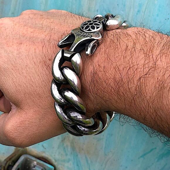 Stainless Steel Cuban Chain Link Bracelet - Picture 2 of 15